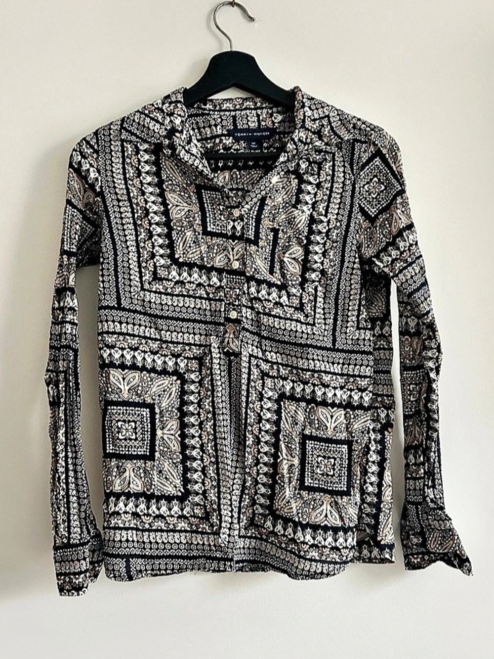 TOMMY HILFIGER Paisley Button Down Shirt in Black & White Size Small